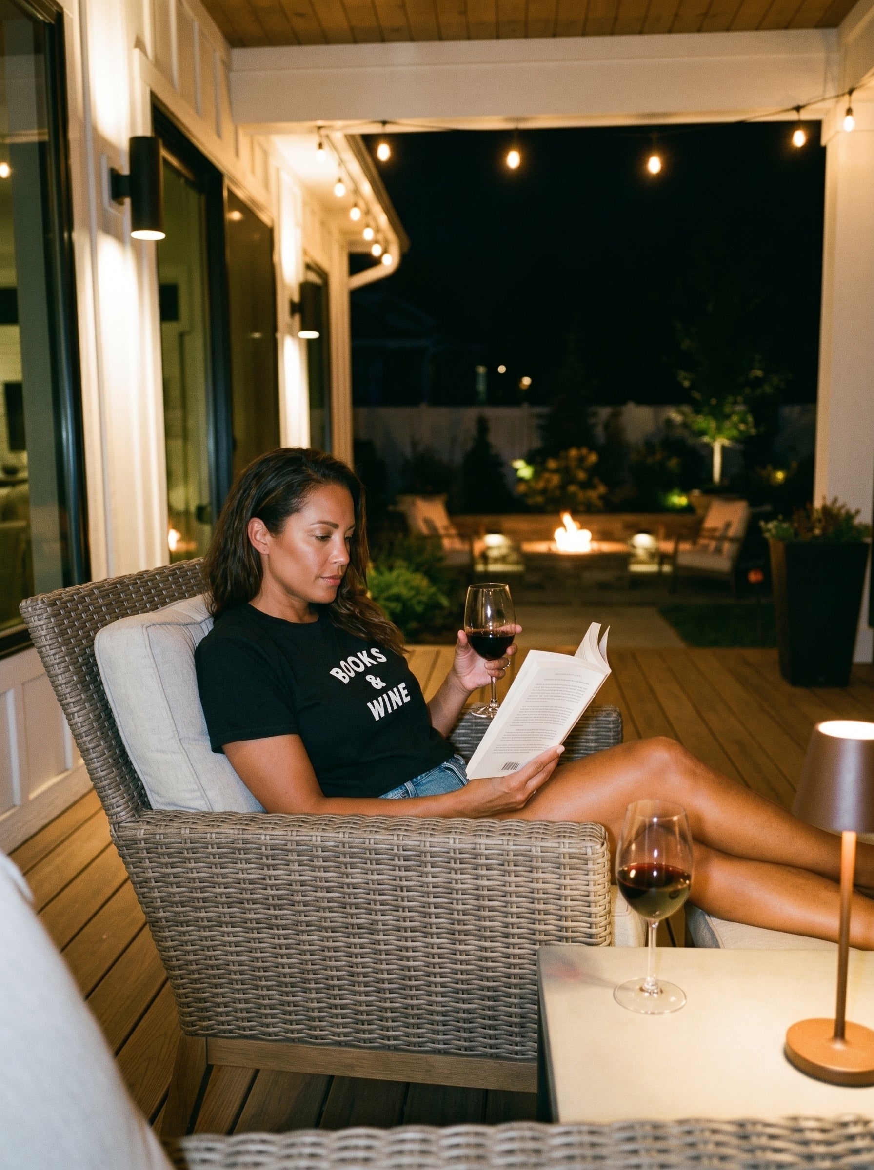 Books & Wine Women's Boxy Tee